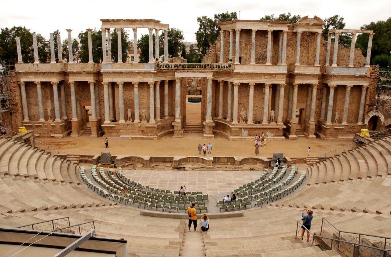 Apartamento Tibula Teatro Parking Mérida Dış mekan fotoğraf